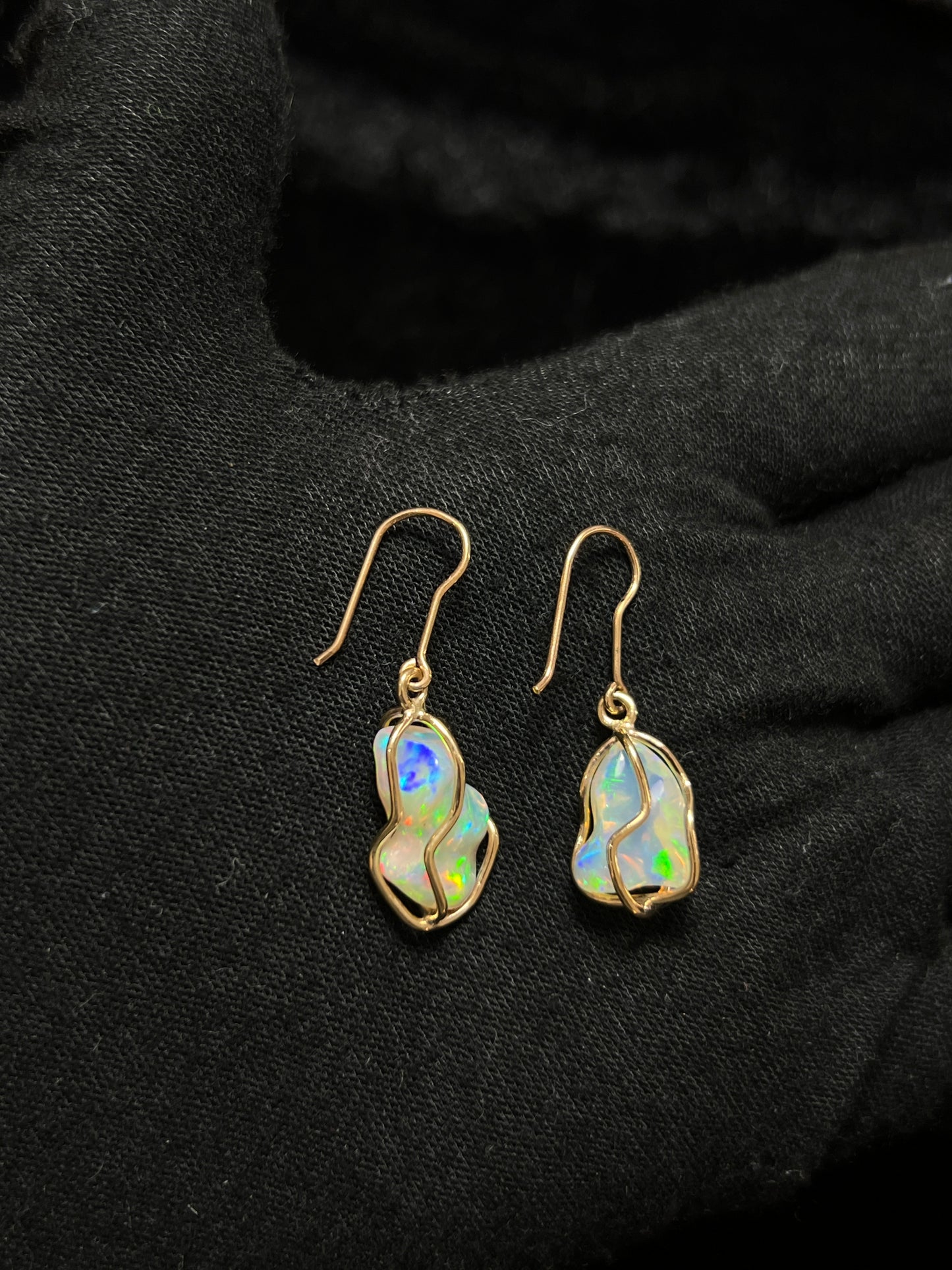 ARETES DE OPALO