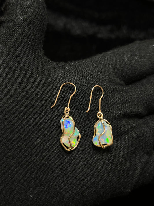 ARETES DE OPALO