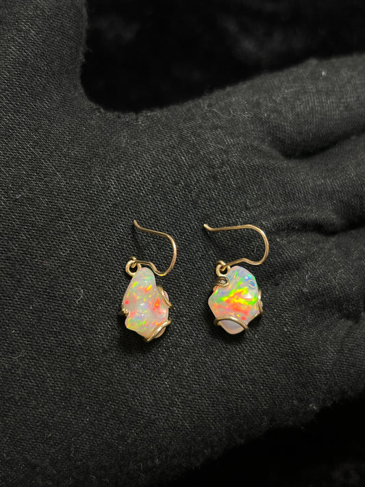 ARETES DE OPALO